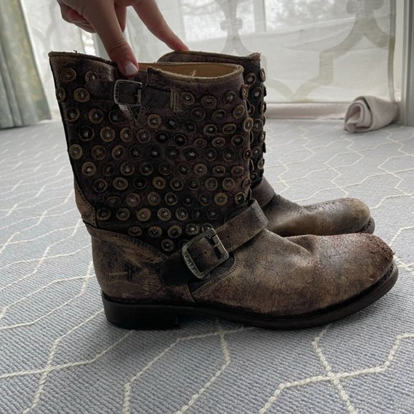 Frye Jenna Disc Short Distressed Boots Size 9 B - Picture 3 of 5